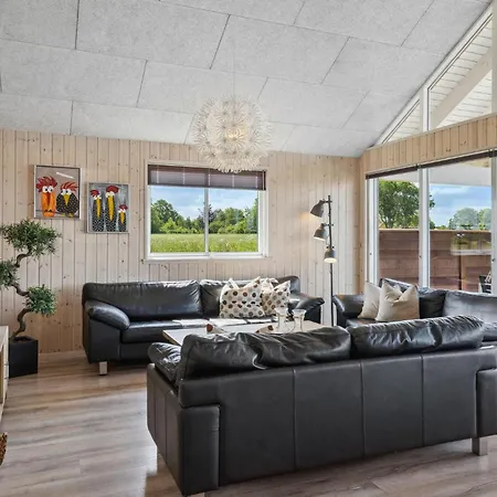 Lovely In With Sauna Feriehus *